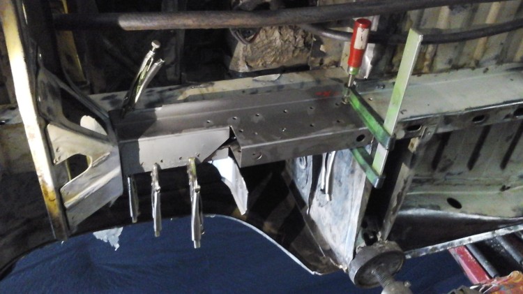 Frame Repair Kit VW T3 syncro 14'' / 16'' (SET R+L).jpg