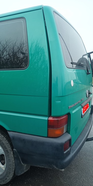 Parking ventilation / airlock VW T4 / T5 / T6.jpg